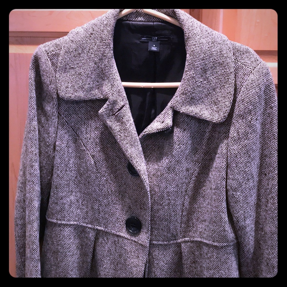 Gap Women’s small black tweed coat